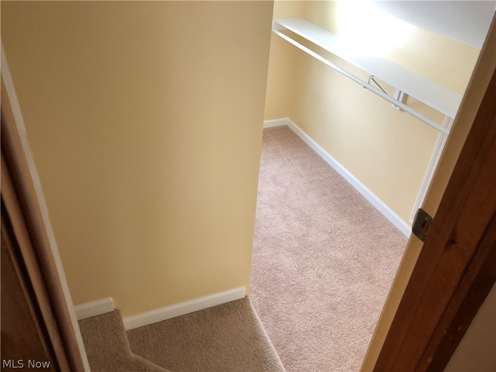 1582 Lander Road Cleveland, OH 44124 - Photo 19 of 32