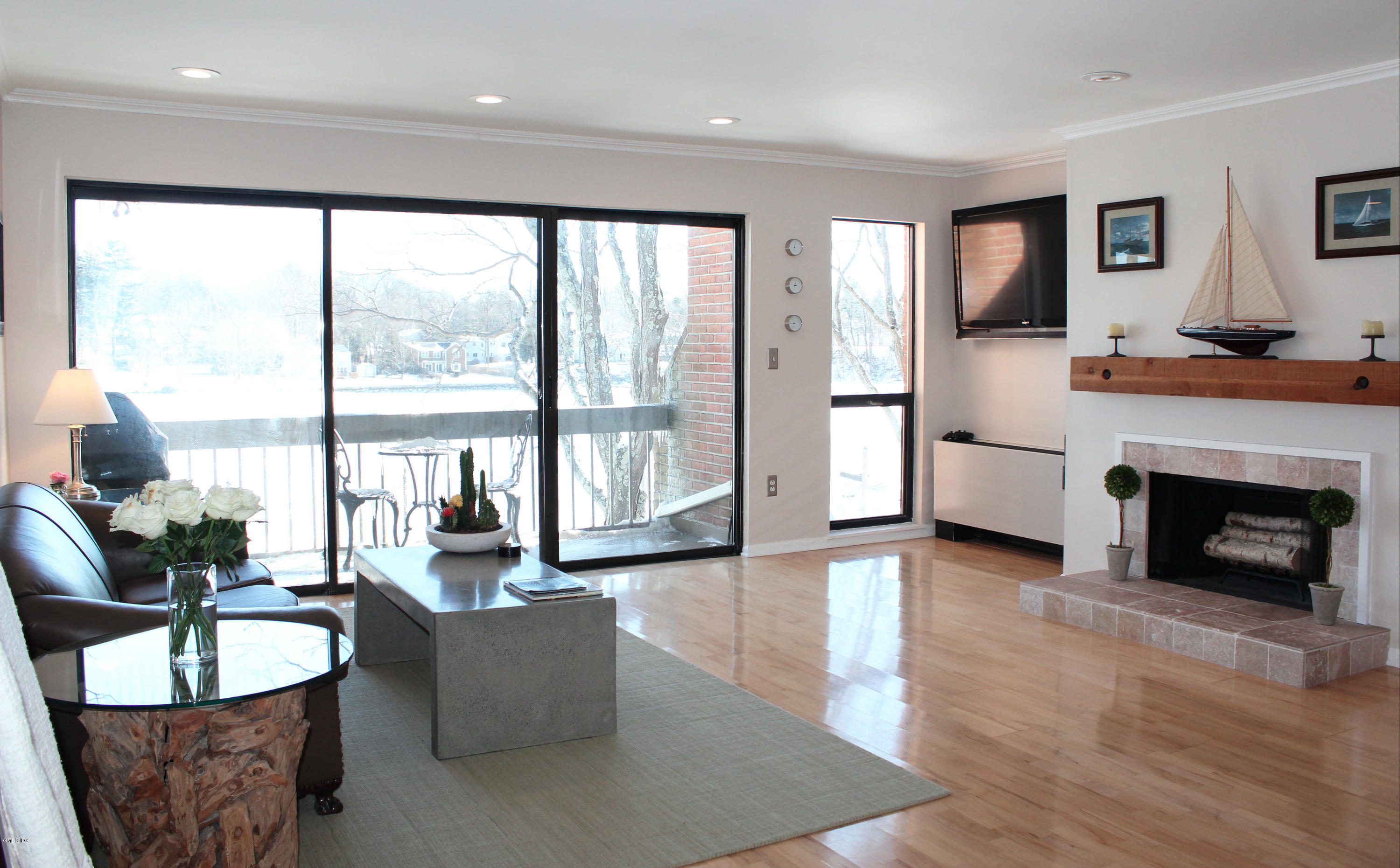 Living Room 3