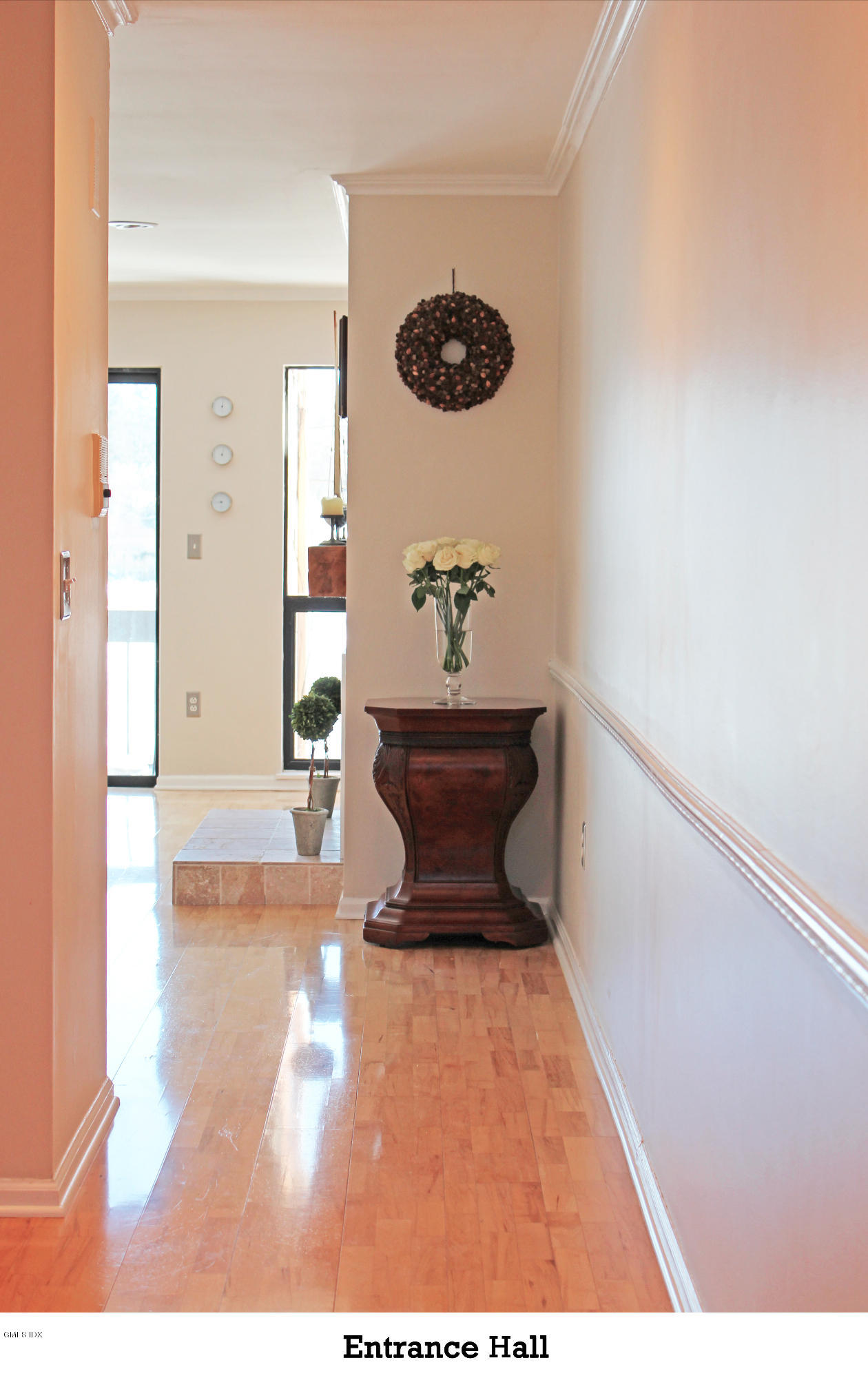 11 River Road, Unit 113 Cos Cob, CT 06807 - Photo 31 of 31 Entrance Hall 2