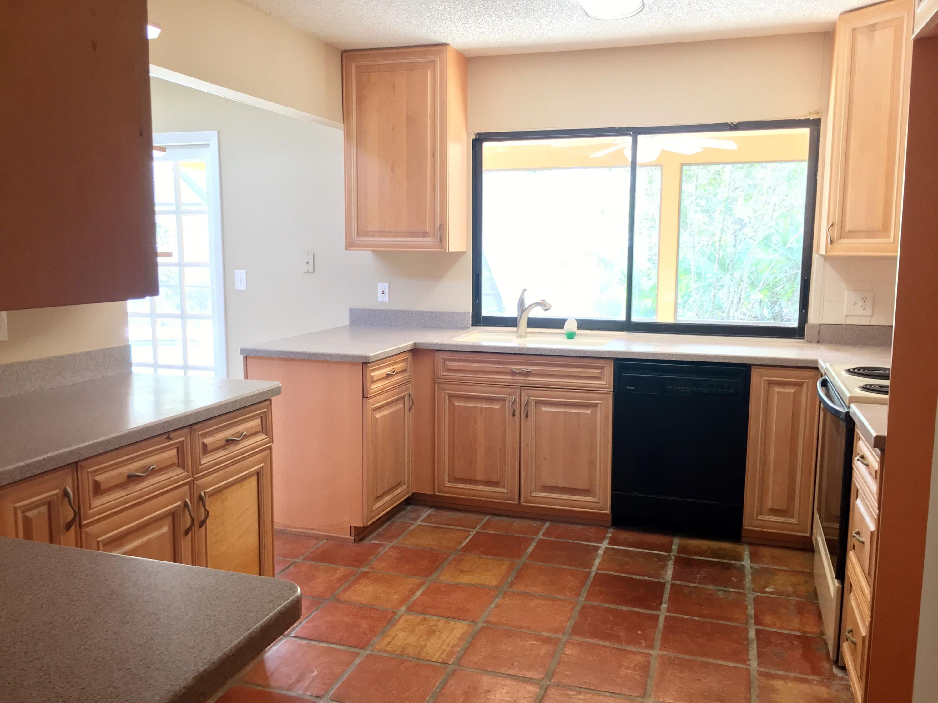 11150 154th Road North Jupiter, FL 33478 - Photo 2 of 52 Kitchen 5