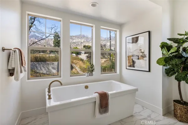 $1,689,900 | 181 East Palm Street, Altadena, CA 91001