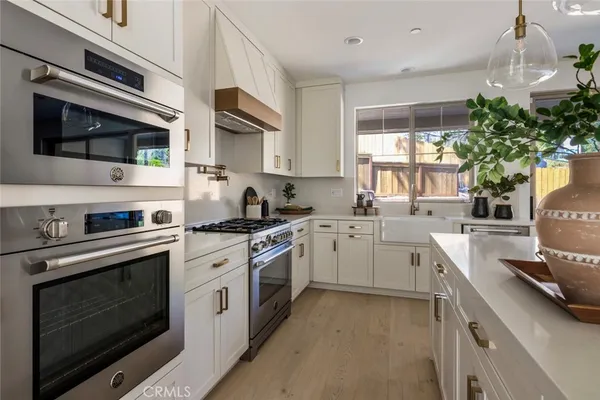 $1,689,900 | 181 East Palm Street, Altadena, CA 91001