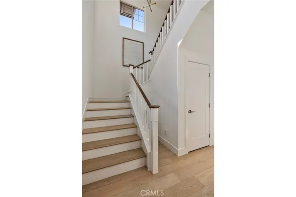 $1,689,900 | 181 East Palm Street, Altadena, CA 91001