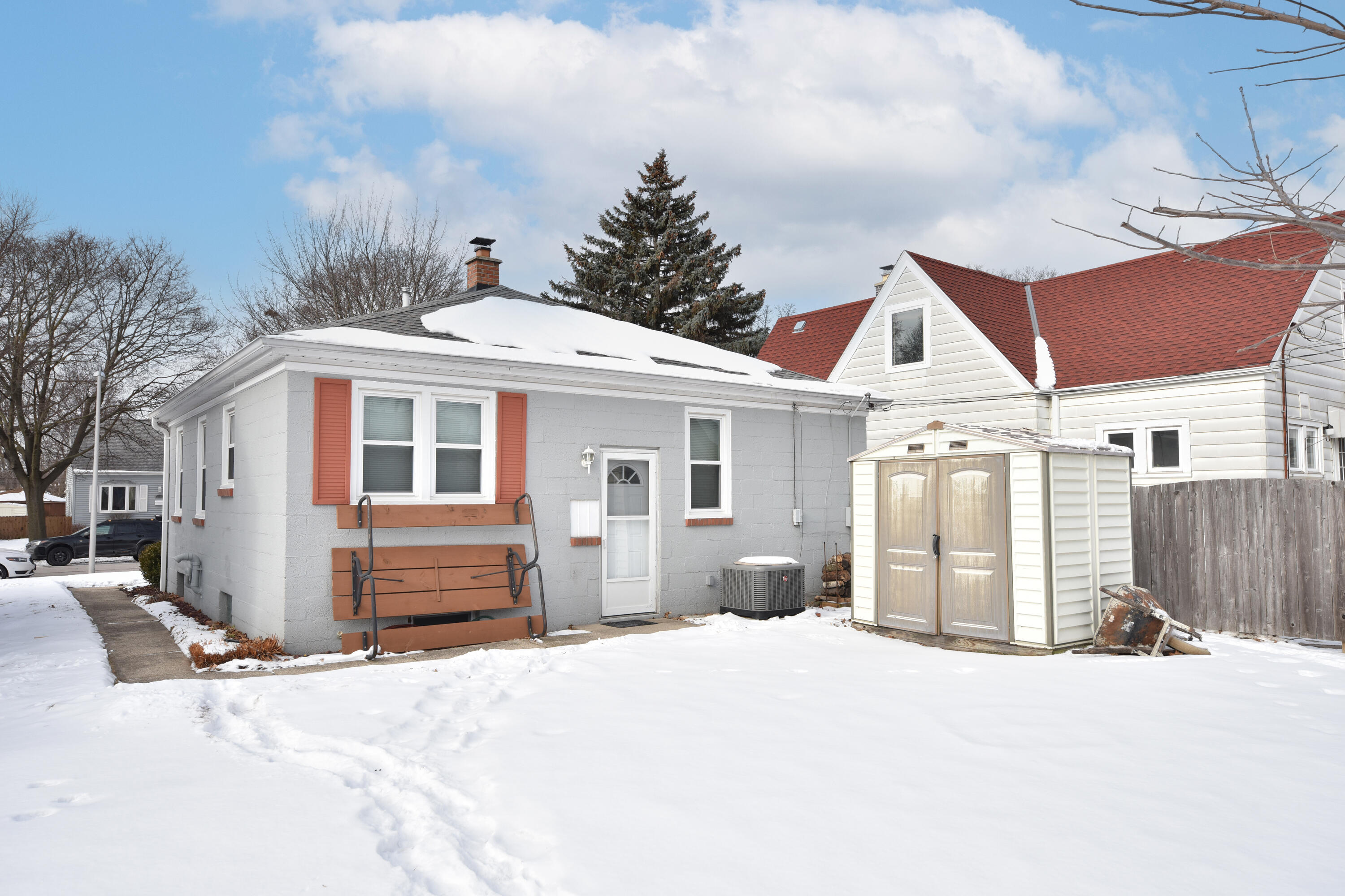 3344 South Springfield Avenue Milwaukee, WI 53207 - Photo 9 of 25 6