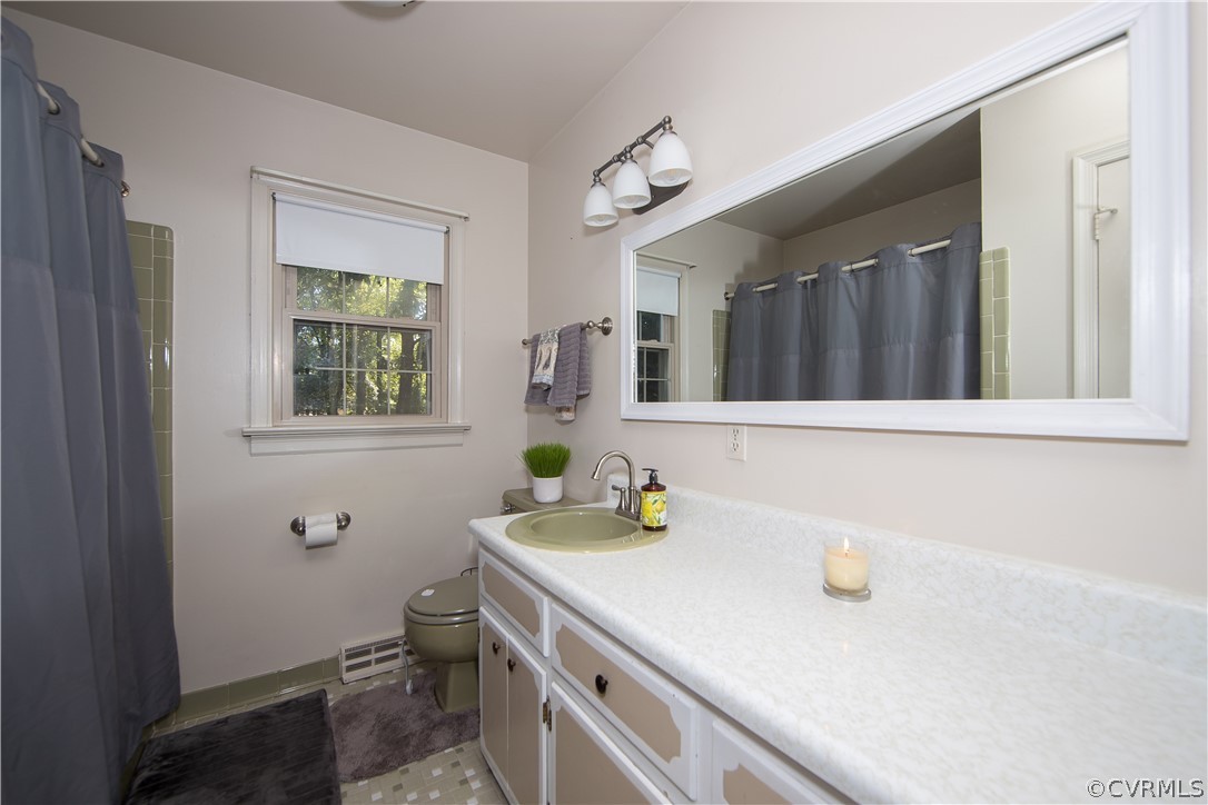 6409 Jessup Road North Chesterfield, VA 23234 - Photo 11 of 19 Gallery Image 11
