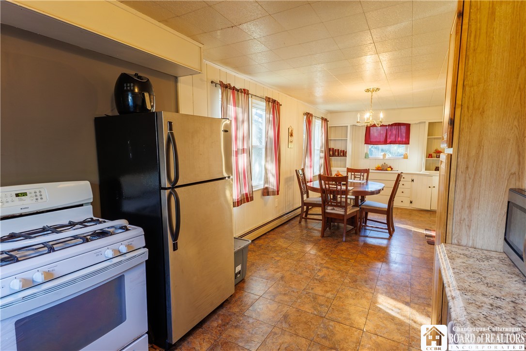 26 Merlin Avenue Ellicott, NY 14701 - Photo 17 of 36