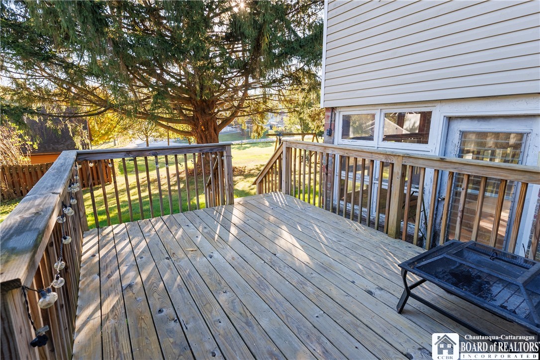 26 Merlin Avenue Ellicott, NY 14701 - Photo 7 of 36