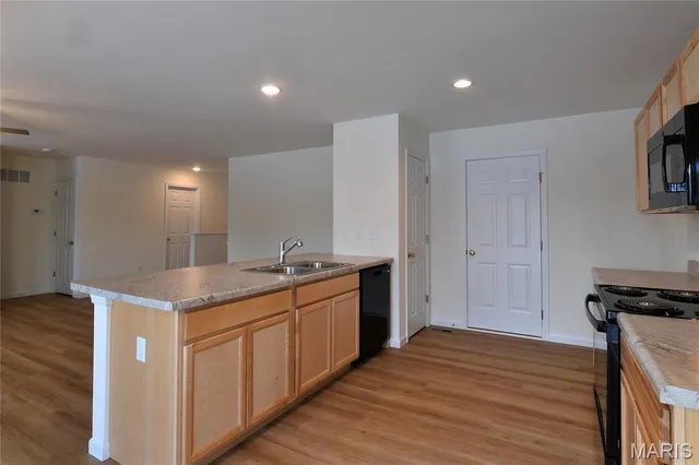 $2,500 | 537 Apple Orchard Lane, Wentzville, MO 63385