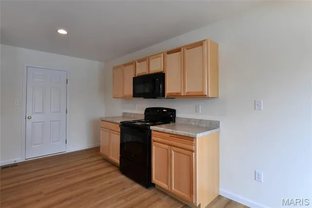 $2,500 | 537 Apple Orchard Lane, Wentzville, MO 63385