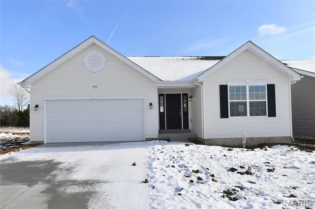 $2,500 | 537 Apple Orchard Lane, Wentzville, MO 63385