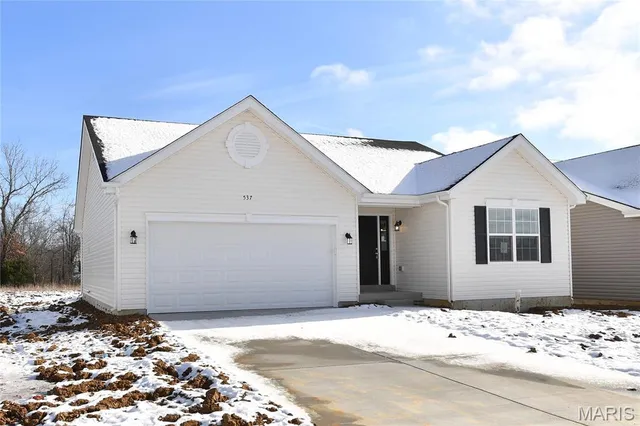 $2,500 | 537 Apple Orchard Lane, Wentzville, MO 63385