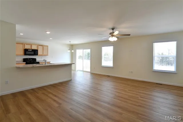 $2,500 | 537 Apple Orchard Lane, Wentzville, MO 63385