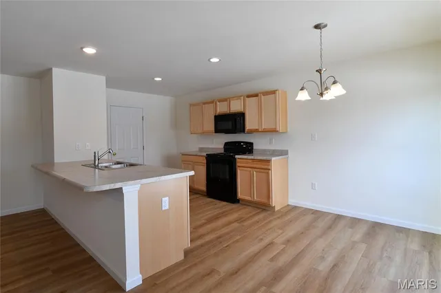 $2,500 | 537 Apple Orchard Lane, Wentzville, MO 63385