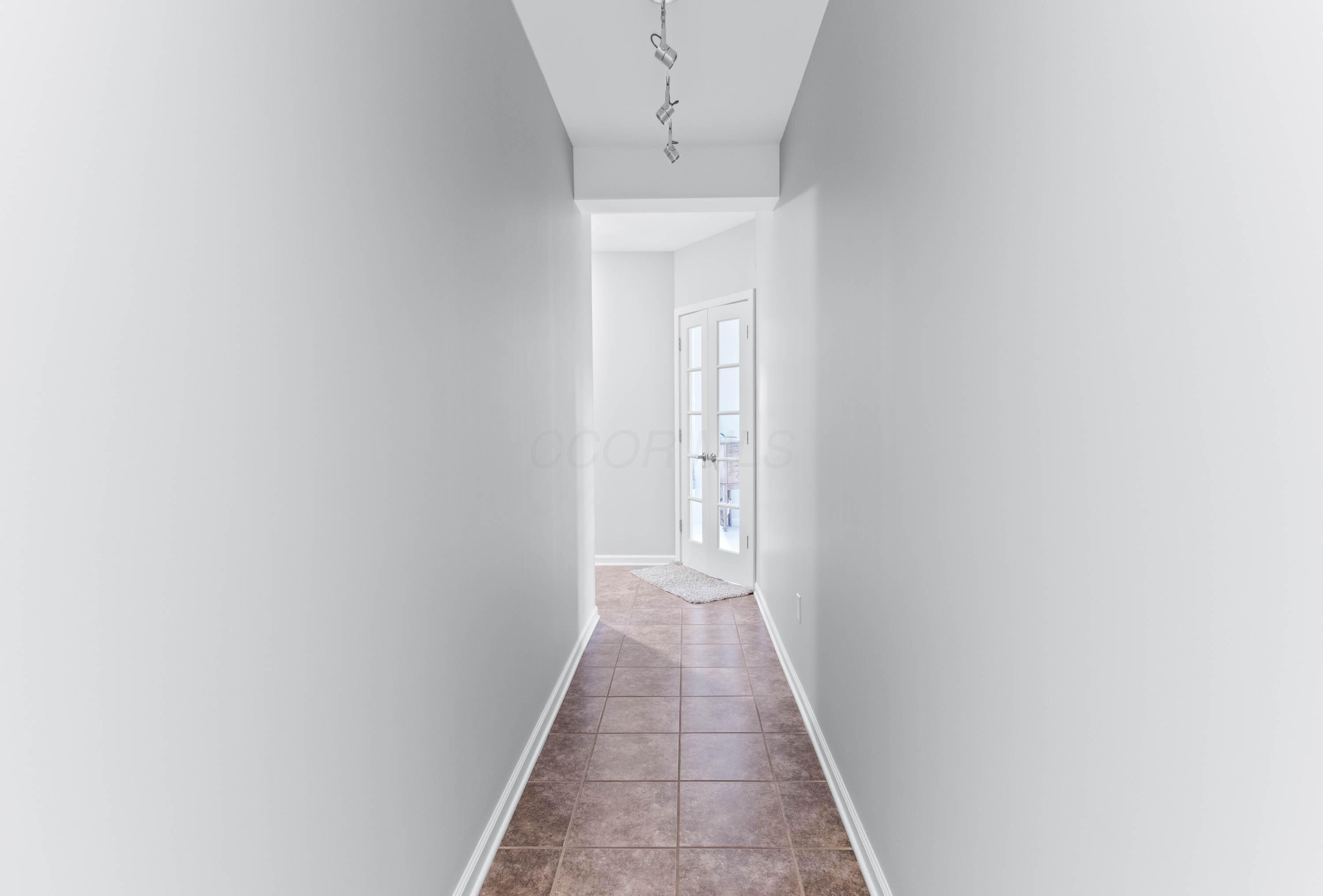 5488 Grand Ridge Drive Galena, OH 43021 - Photo 22 of 34 22-Lower Hallway