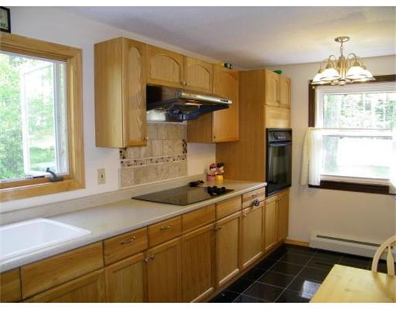 19 Trails End Road Westford, MA 01886 - Photo 6 of 16 Gallery Image 6