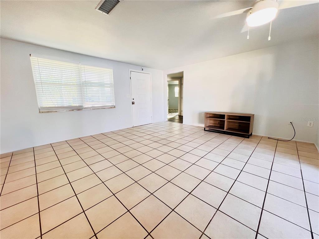 402 Belvidere Road Venice, FL 34293 - Photo 9 of 25