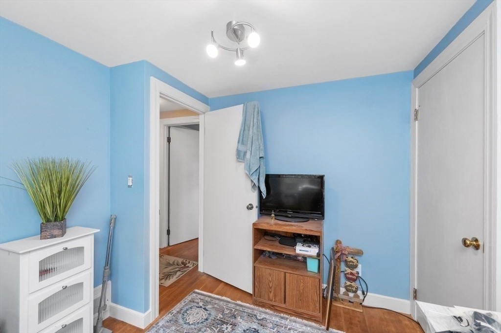 111 Warren Street Waltham, MA 02453 - Photo 29 of 42