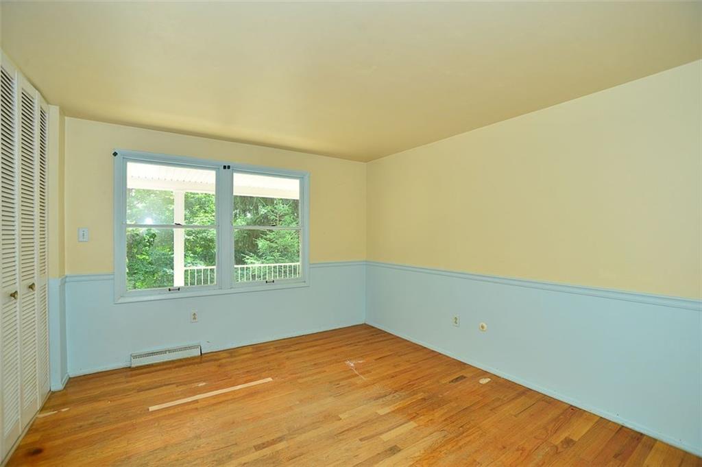 1196 Lehigh Road Pittsburgh, PA 15205 - Photo 13 of 20 Den Area/4th Bedroom