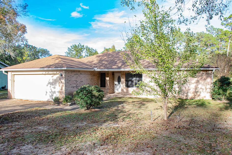 112 Golf Course Drive Crestview, FL 32536 - Photo 10 of 23 LSP_5765