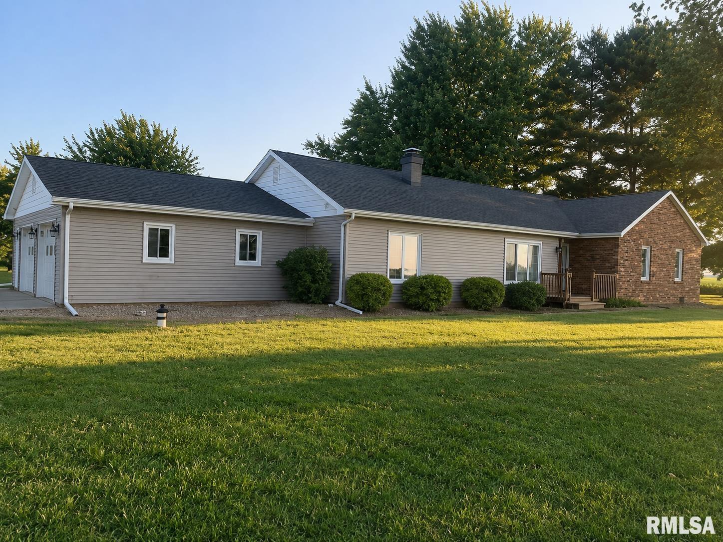 17455 North County Line Road Virden, IL 62690 - Photo 1 of 4 Gallery Image 1