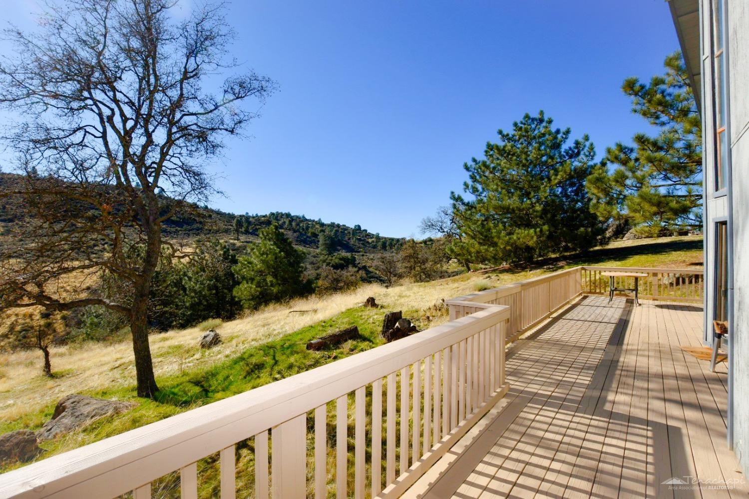30721 Fox Ridge Court Tehachapi, CA 93561 - Photo 18 of 22 Gallery Image 18