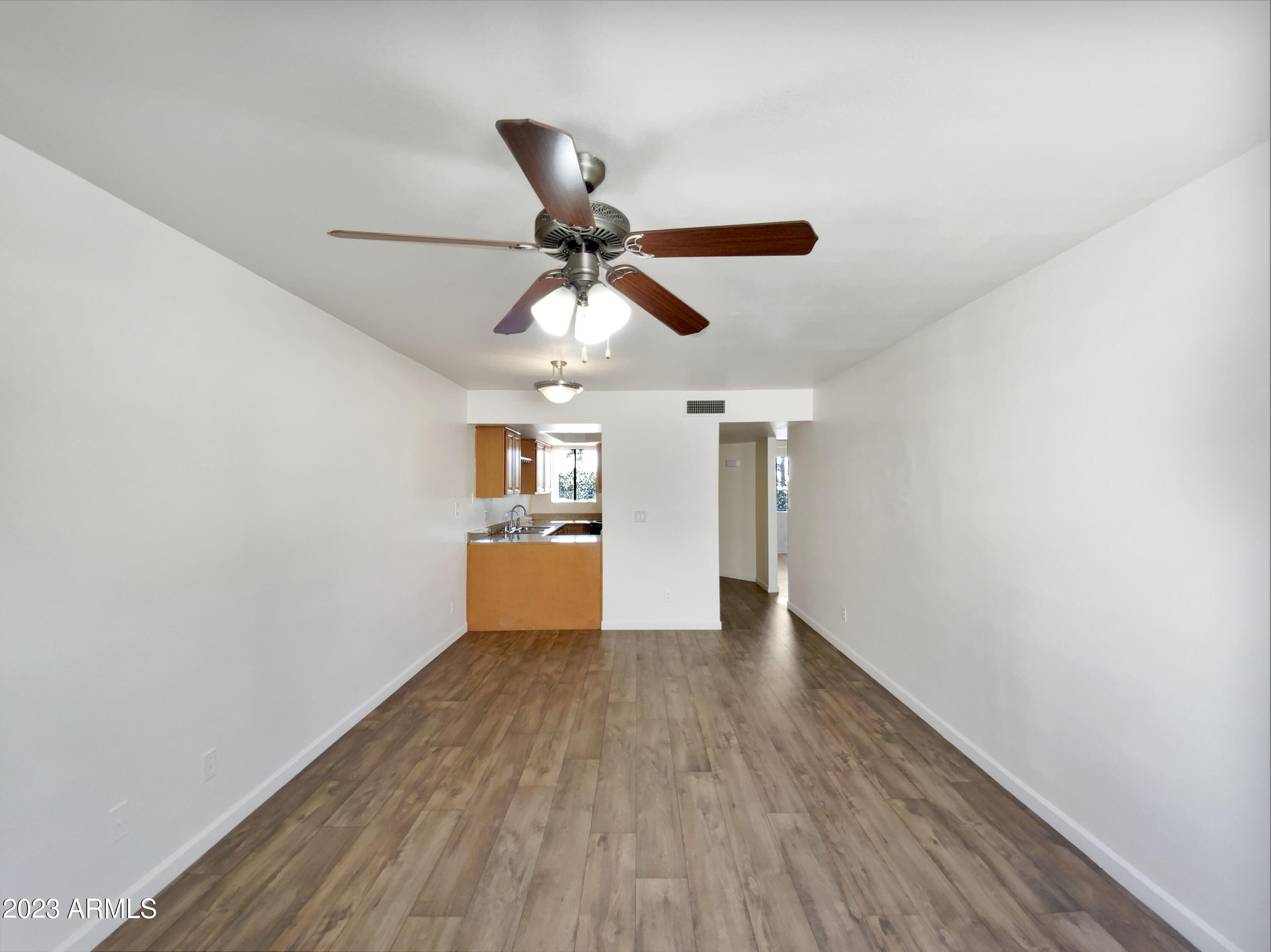 985 North Granite Reef Road, Unit 134 Scottsdale, AZ 85257 - Photo 6 of 17 photo_06