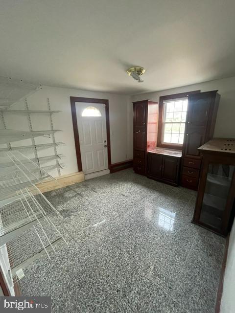 10 Middle Road Levittown, PA 19056 - Photo 18 of 25 an empty room with windows
