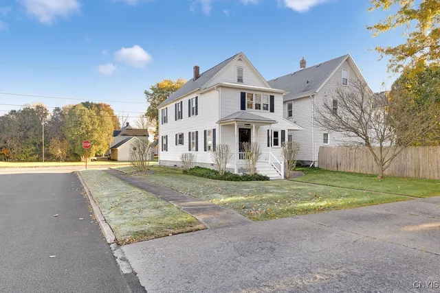 $2,150 | 17 Walcott Street, Whitestown, NY 13417