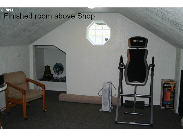 93997 Marcola Road Marcola, OR 97454 - Photo 15 of 16 Gallery Image 15