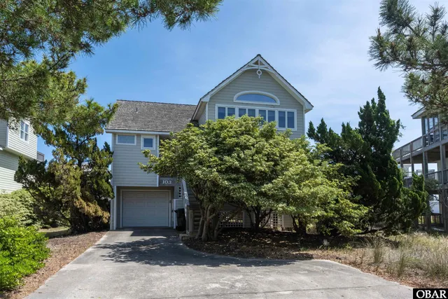 $729,000 | 103 East Sea Spray Court, Nags Head, NC 27959
