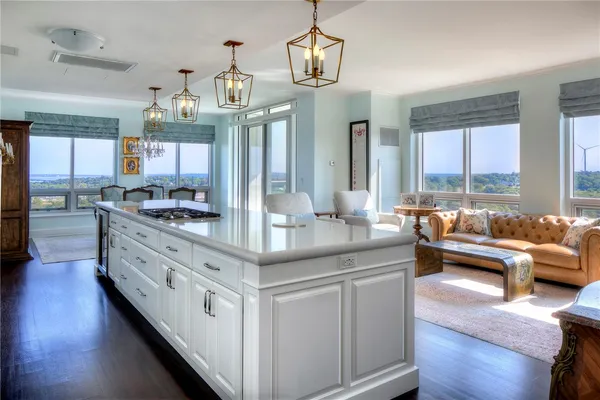 $1,095,000 | 1 Tower Drive, Unit 1806, Portsmouth, RI 02871