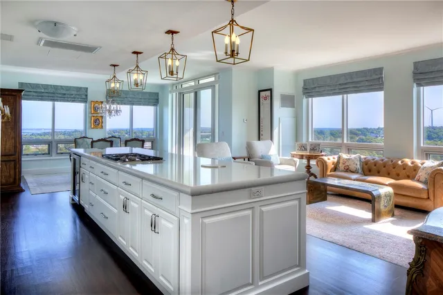 $1,095,000 | 1 Tower Drive, Unit 1806, Portsmouth, RI 02871