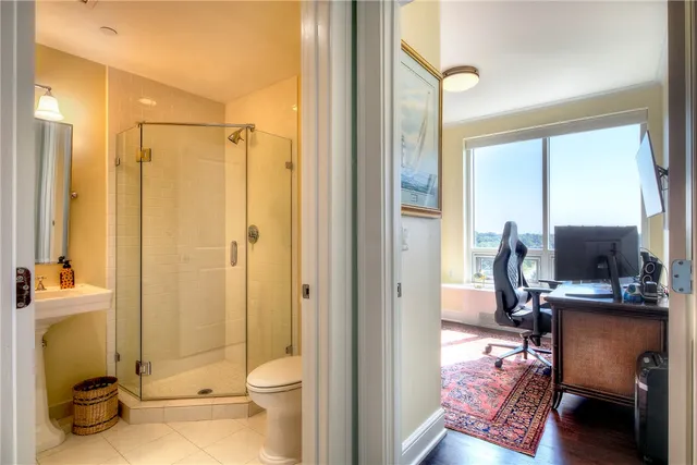 $1,095,000 | 1 Tower Drive, Unit 1806, Portsmouth, RI 02871