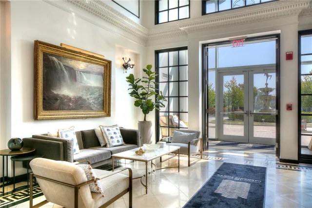 $1,095,000 | 1 Tower Drive, Unit 1806, Portsmouth, RI 02871