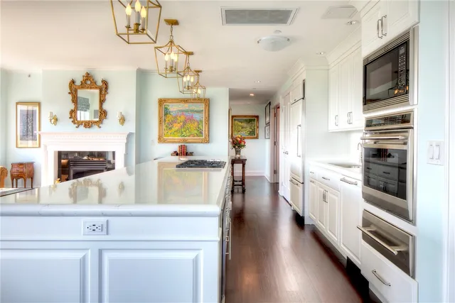 $1,095,000 | 1 Tower Drive, Unit 1806, Portsmouth, RI 02871