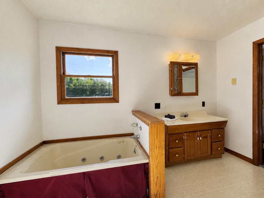 793 Hatcher Road Jumping Branch, WV 25969 - Photo 18 of 31 Gallery Image 18
