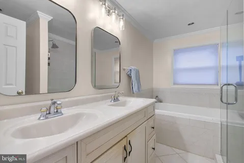 $749,000 | 17235 Sandy Knoll Drive, Olney, MD 20832