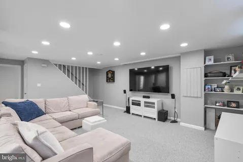 $749,000 | 17235 Sandy Knoll Drive, Olney, MD 20832