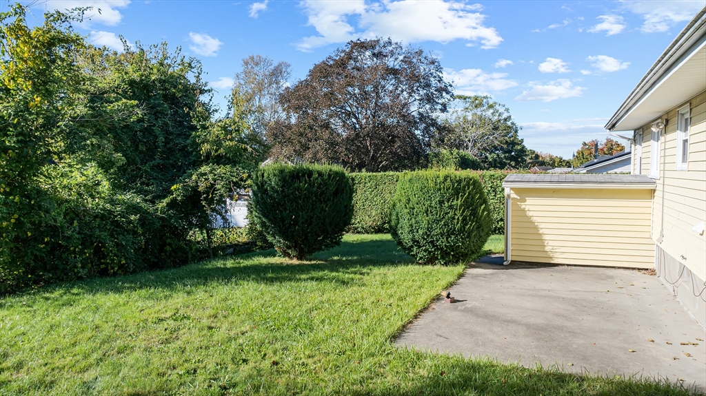 71 Harding Road Fairhaven, MA 02719 - Photo 6 of 28 a view of a backyard