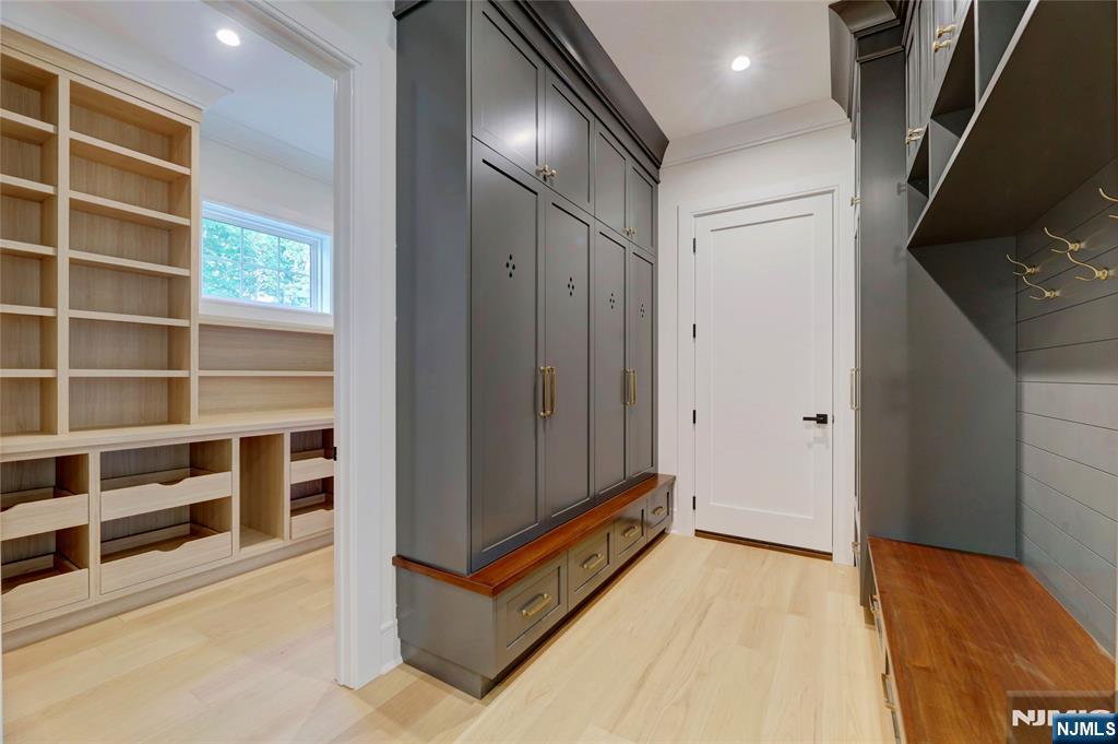 128 Fairmount Avenue Chatham, NJ 07928 - Photo 13 of 48