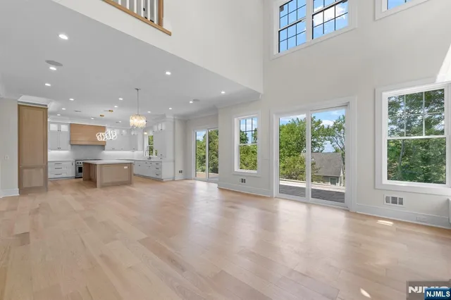 $3,355,000 | 128 Fairmount Avenue, Chatham, NJ 07928
