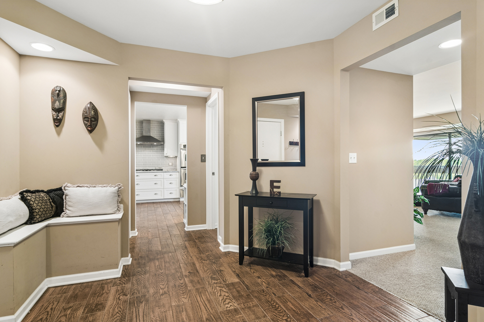 1671 Mission Hills Road, Unit 508 Northbrook, IL 60062 - Photo 5 of 33
