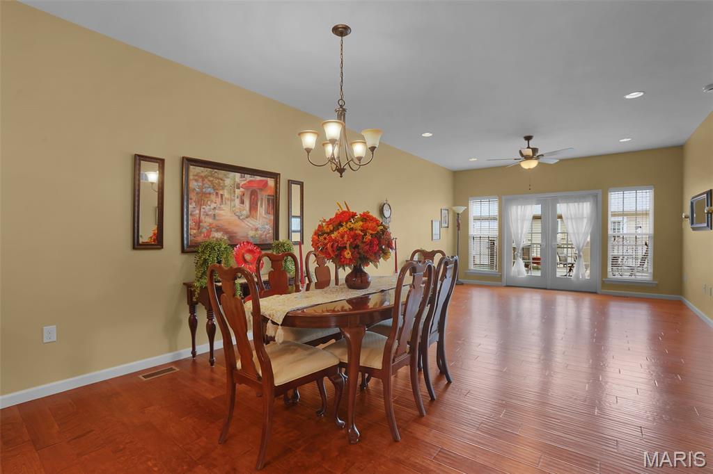 234 Coachgate Lane Ballwin, MO 63021 - Photo 8 of 29