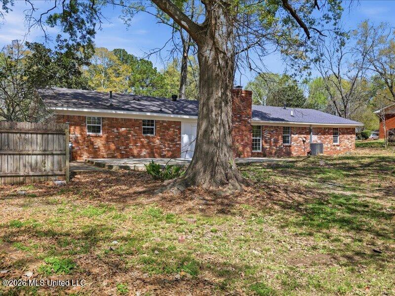 807 Normandy Drive Clinton, MS 39056 - Photo 29 of 31 32-807 Normandy Dr _ Home Tours MS