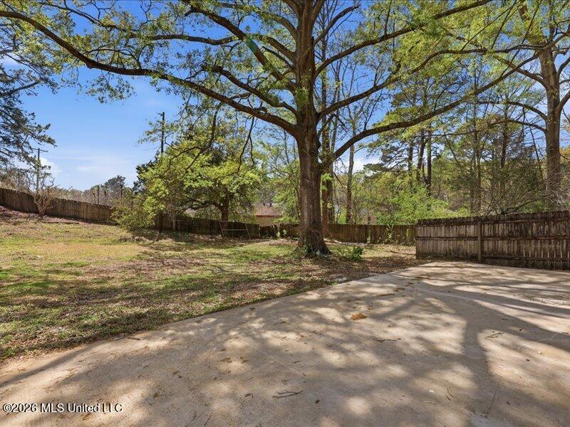 807 Normandy Drive Clinton, MS 39056 - Photo 31 of 31 36-807 Normandy Dr _ Home Tours MS