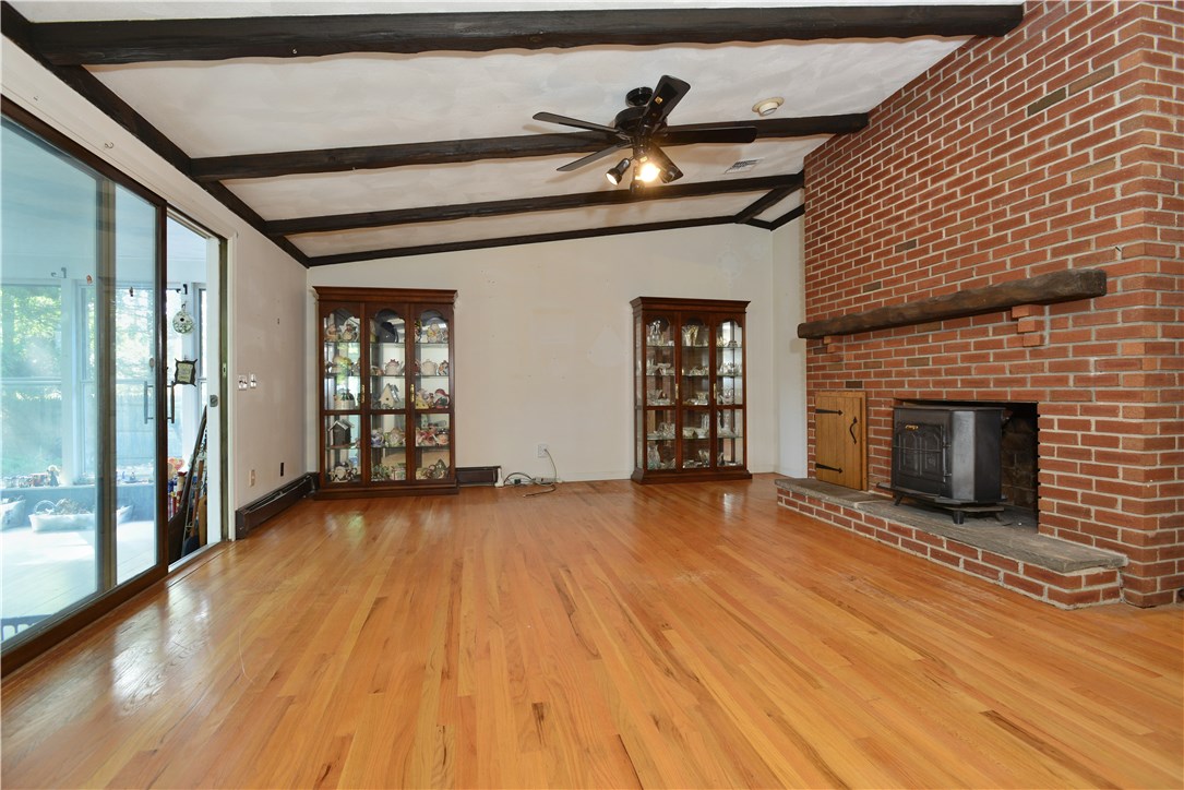 1 Crocus Court Coventry, RI 02816 - Photo 10 of 23 Gallery Image 10