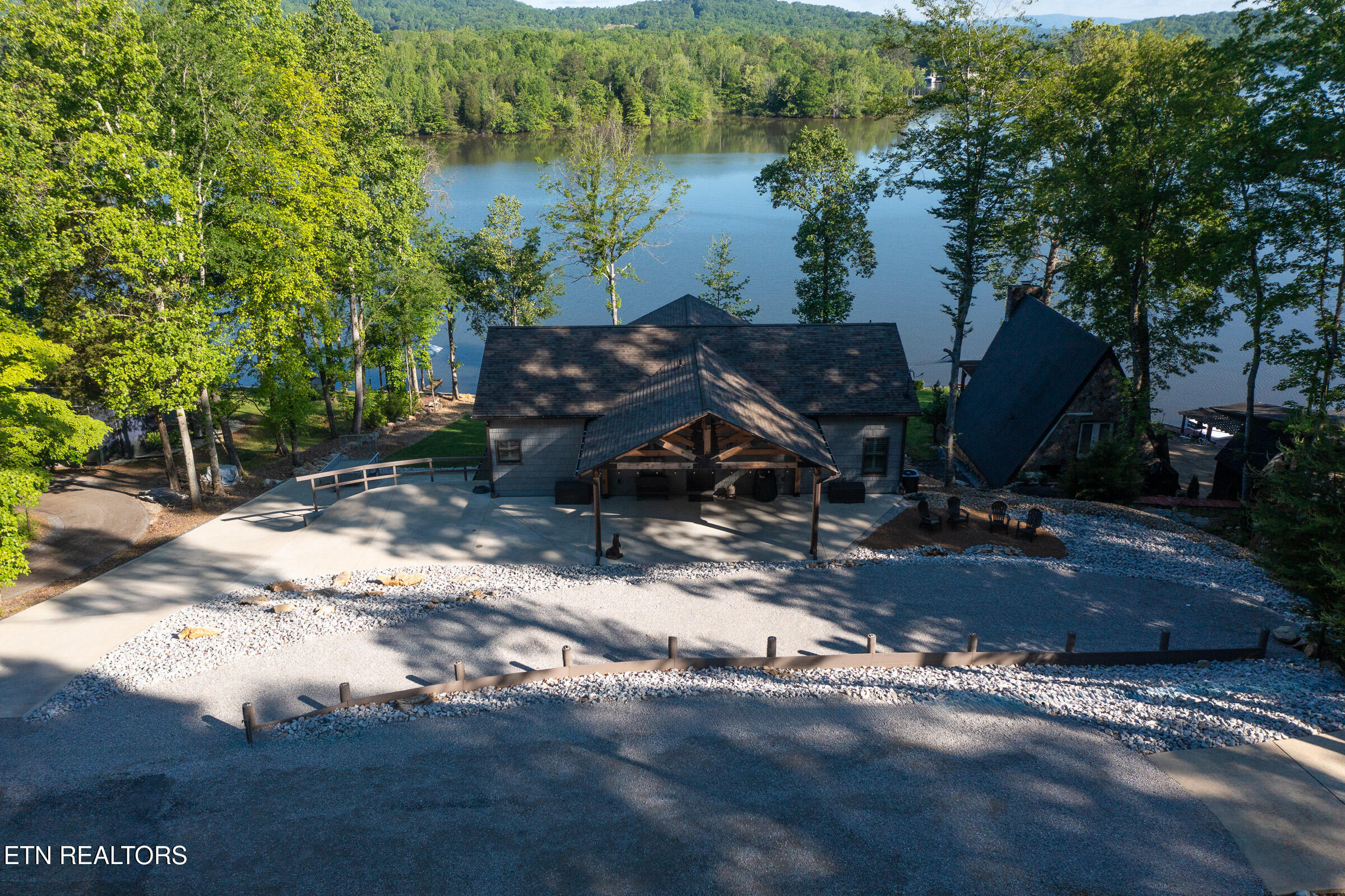 4290 River Road Ten Mile, TN 37880 - Photo 4 of 29 JBP_River4290_2400px-4