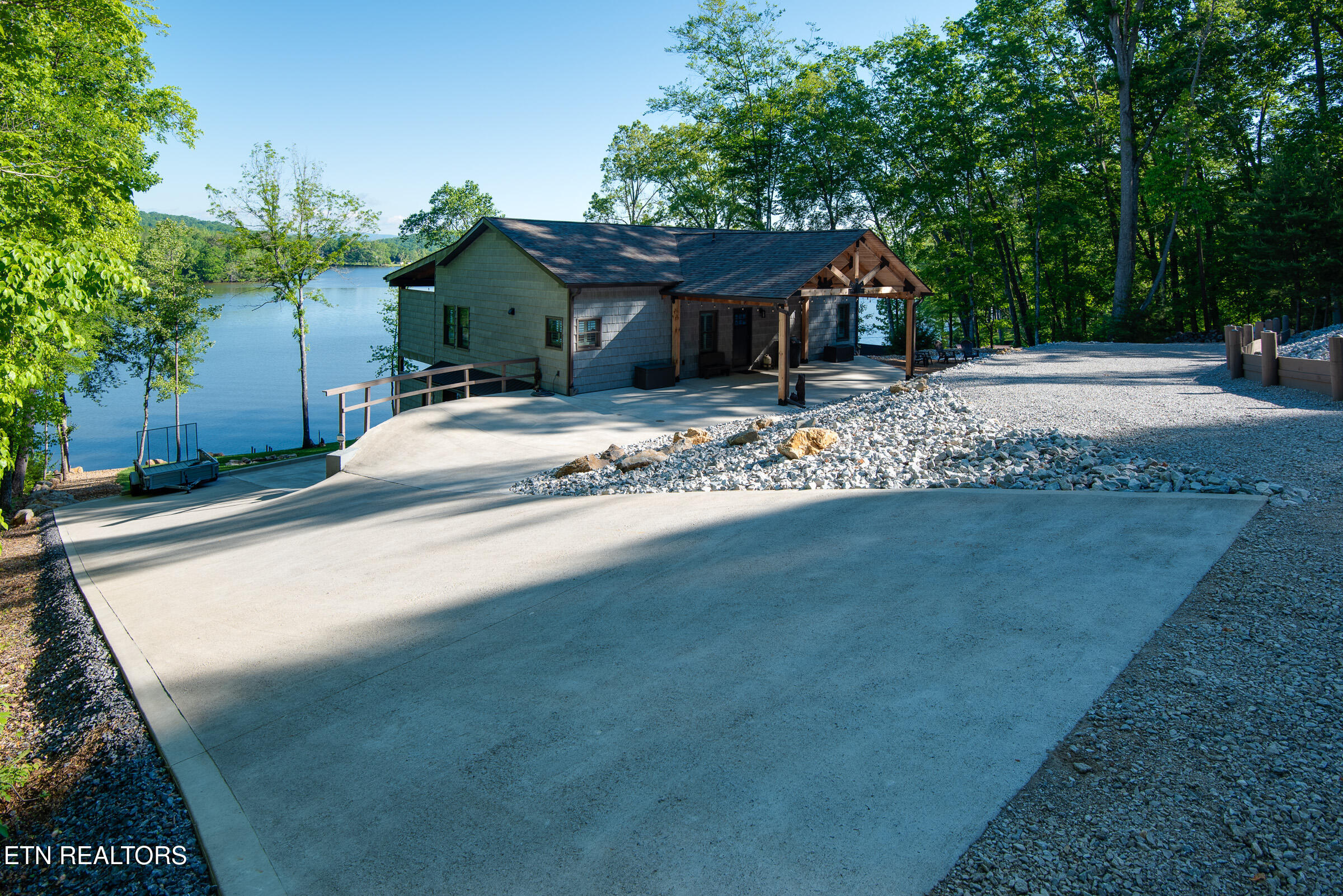 4290 River Road Ten Mile, TN 37880 - Photo 6 of 29 JBP_River4290_2400px-6