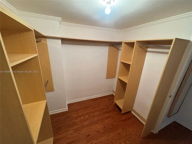 $550,000 | 5255 Collins Avenue, Unit 11B, Miami Beach, FL 33140