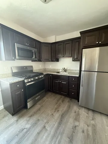 $2,000 | 66-74 Bogle Street, Unit 3, Fall River, MA 02723